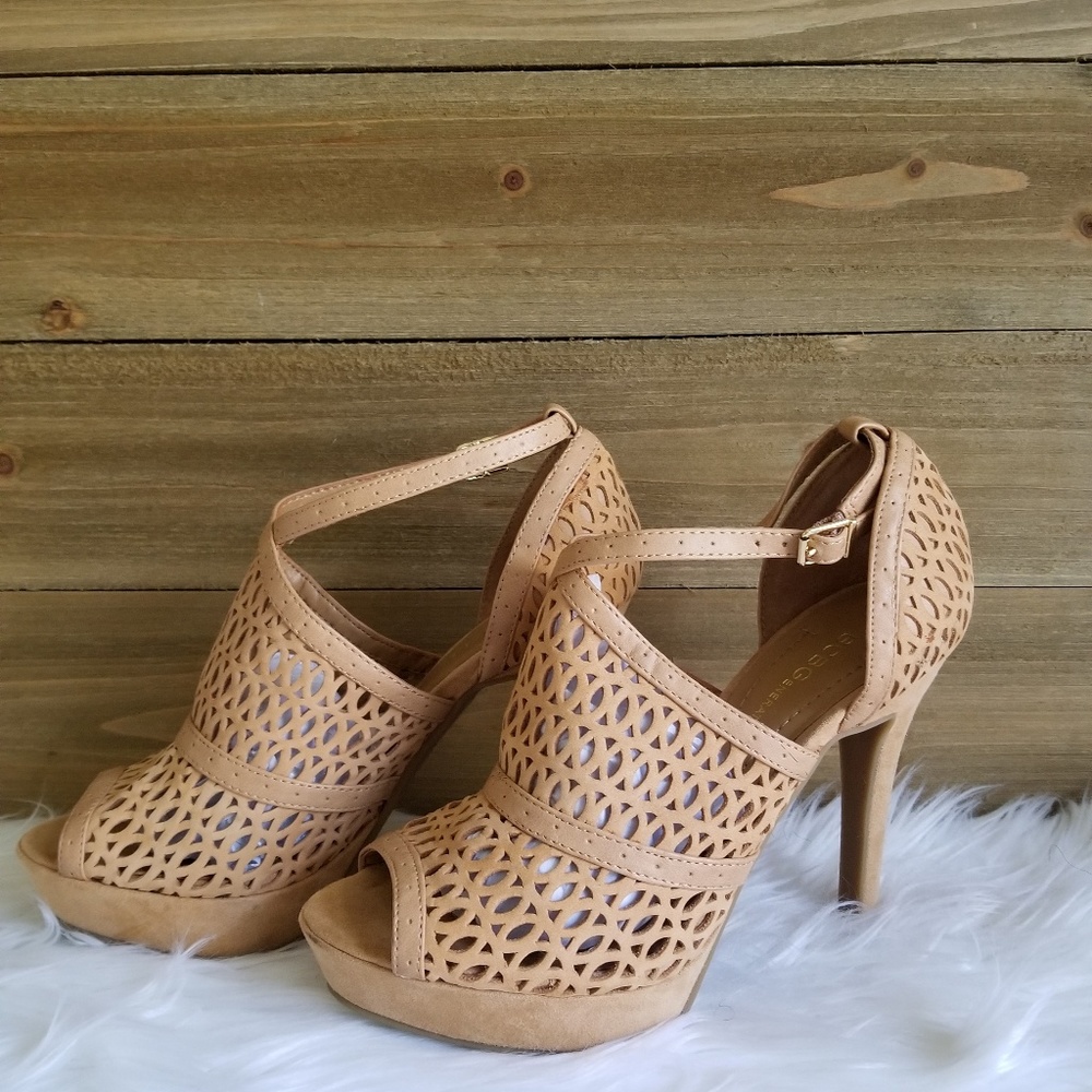 BCBG ANJA GENERATION HEELS - Picture 3 of 8